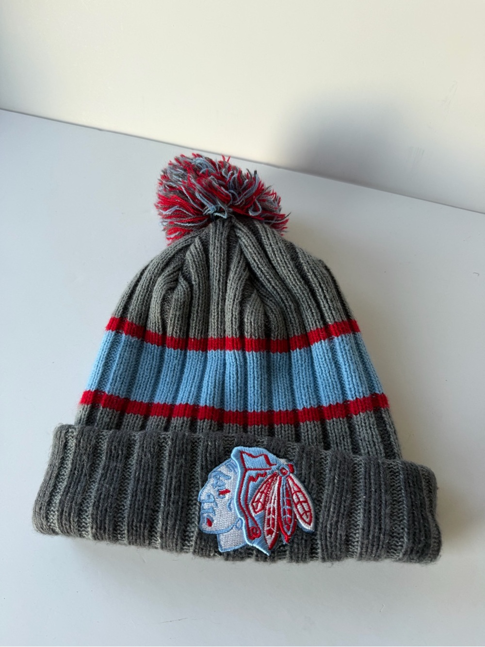 New Era Chicago Blackhawks Knit Pom Winter Hat Chicago Flag Logo One Size